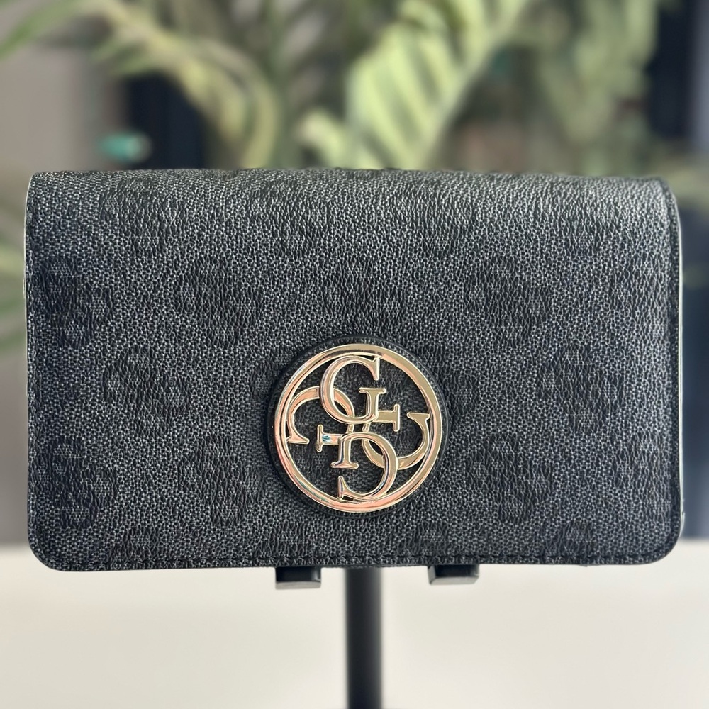 GUESS Katlin Logo Print Clutch Wallet Black Zip Around Organizer